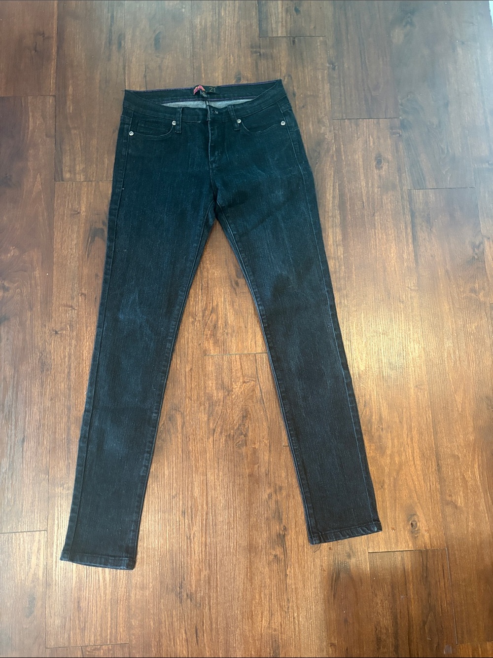 Black Women's Skinny Jeans - Classic Slim Fit